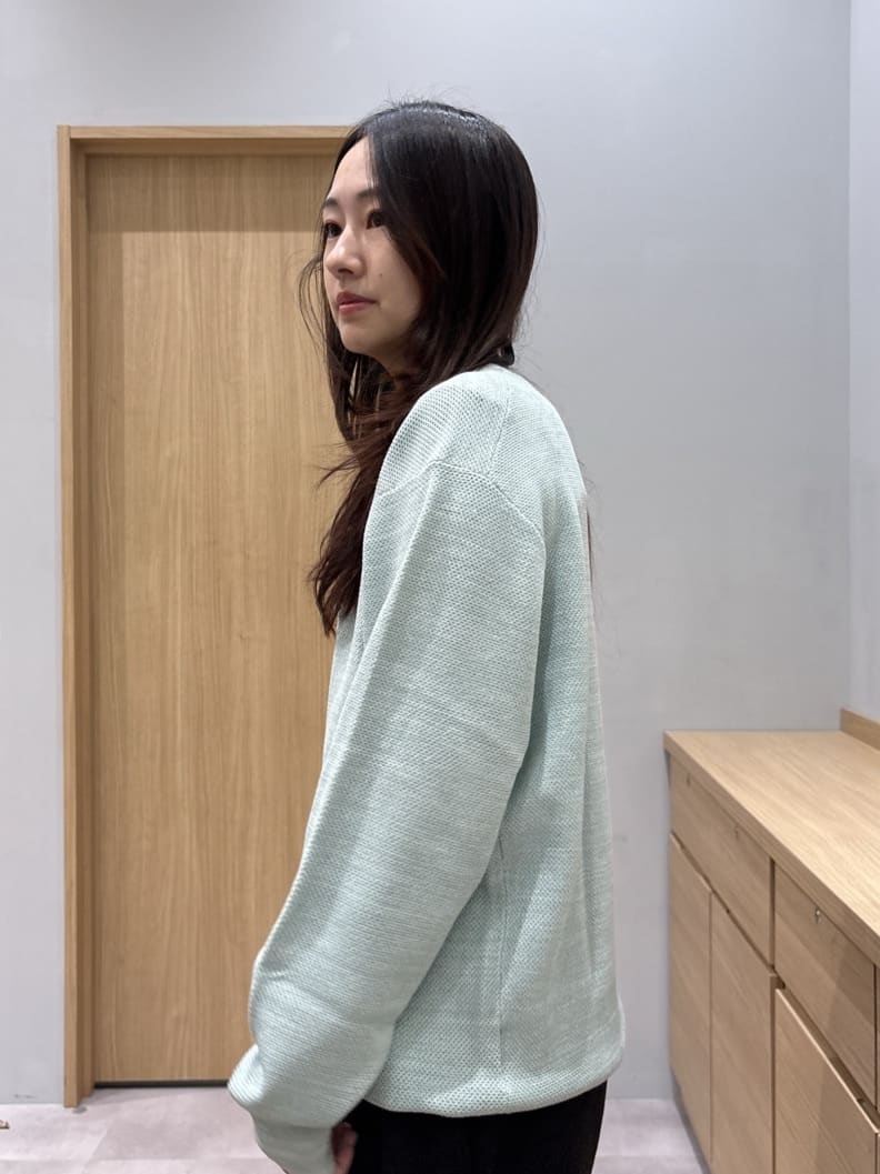 よぴさんの「TAKEO KIKUCHI｜【洗える】カラースプリングニット」を使ったコーディネート