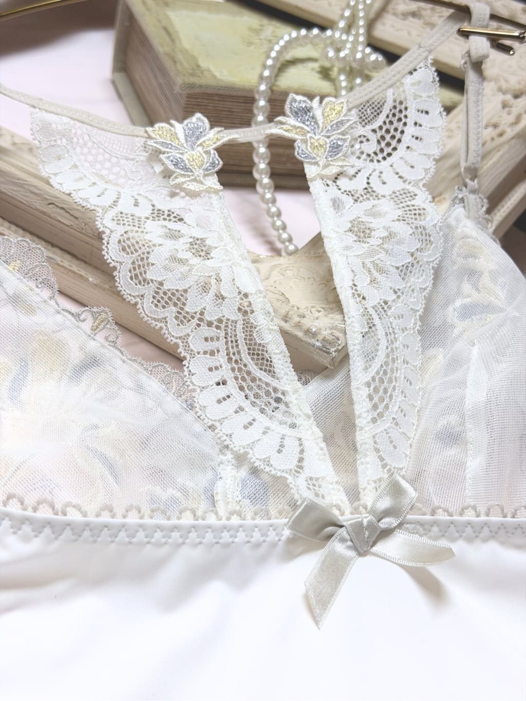 cocoさんの「Risa Magli｜リーゼル ブラジャー (D-F) ＜Side Shape（サイドシェイプ）＞」を使ったコーディネート
