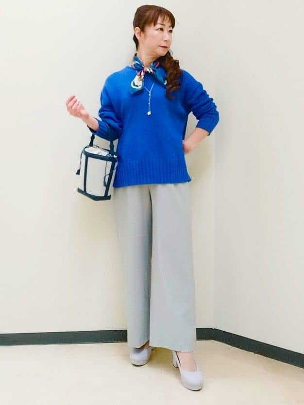 花さんの「Reflect｜ドライタッチストレートワイドパンツ」を使ったコーディネート