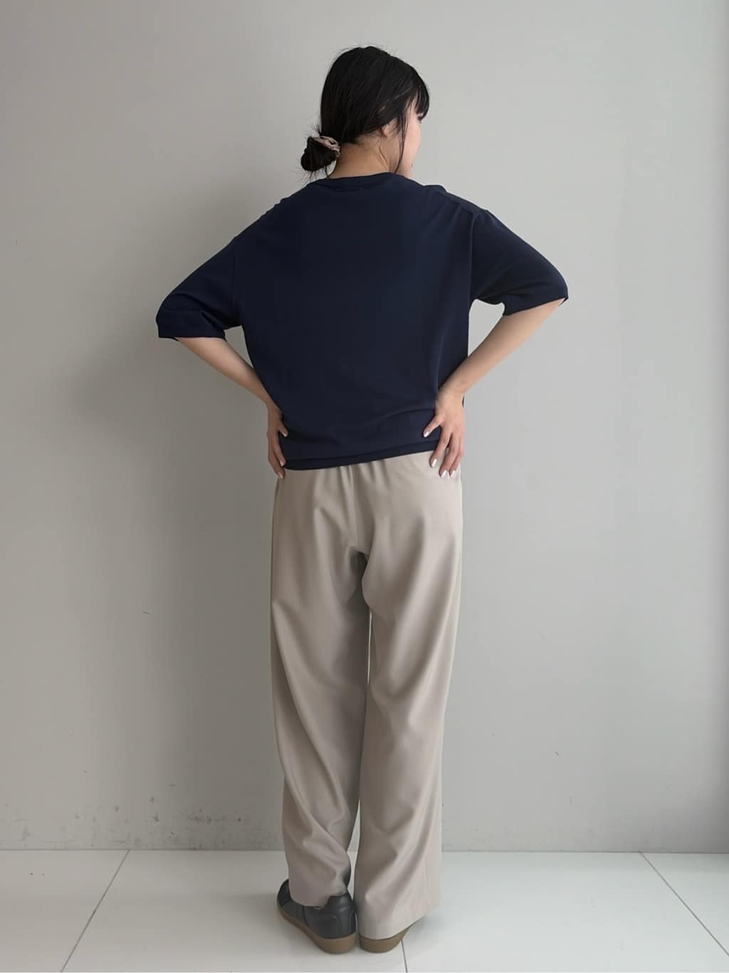 Akutagawaさんの「tk.TAKEO KIKUCHI｜スムースタッチニット」を使ったコーディネート
