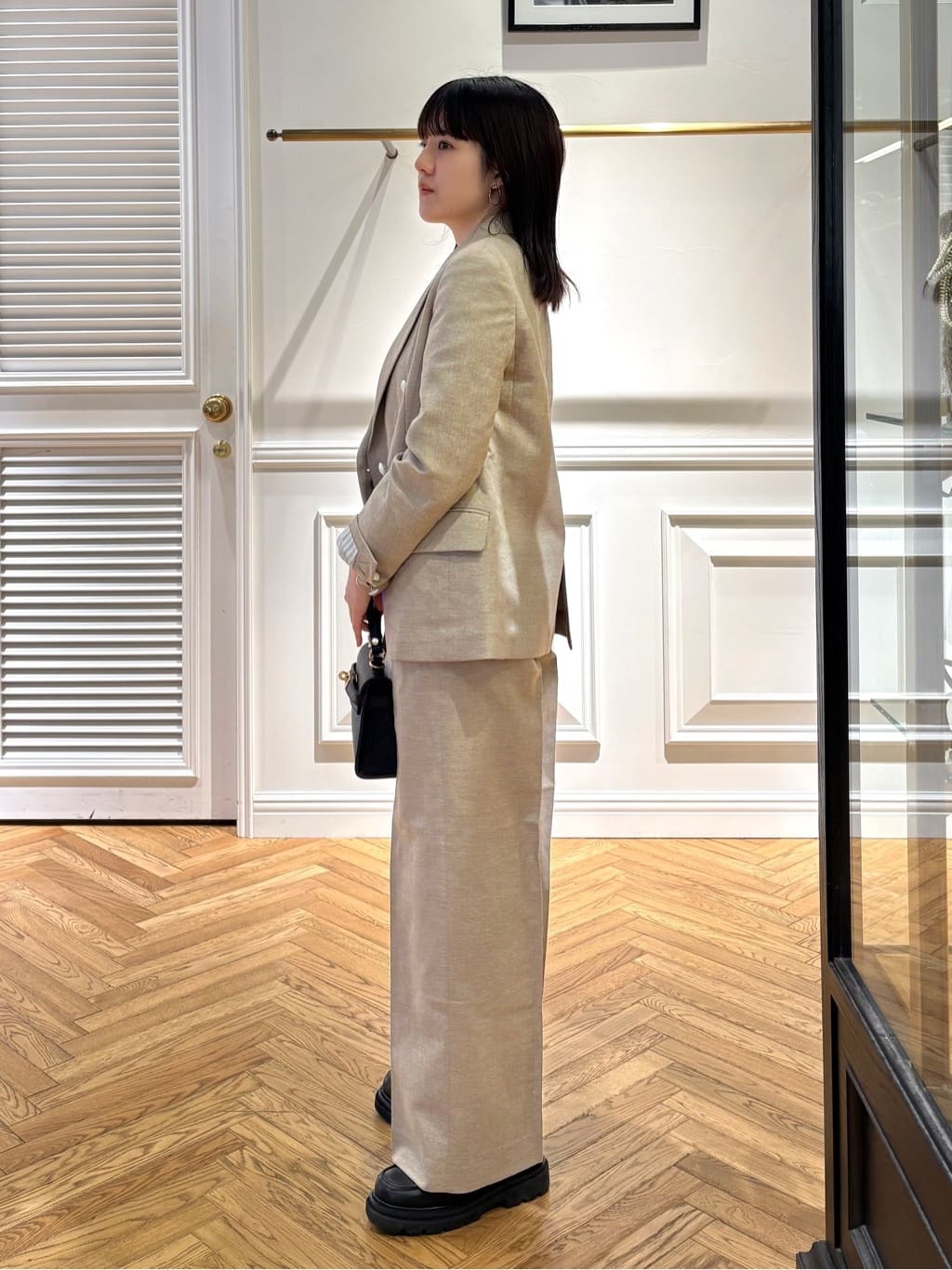 cocoさんの「DRESSTERIOR｜◆【セットアップ可/ウォッシャブル】リネンブレンドワイドパンツ」を使ったコーディネート