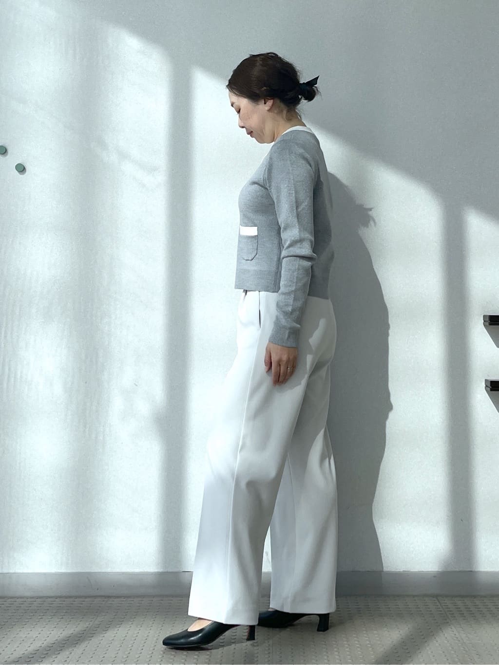 Soeさんの「DRESSTERIOR｜◆ウォッシャブル コットンカシミヤ コンビカーデ」を使ったコーディネート