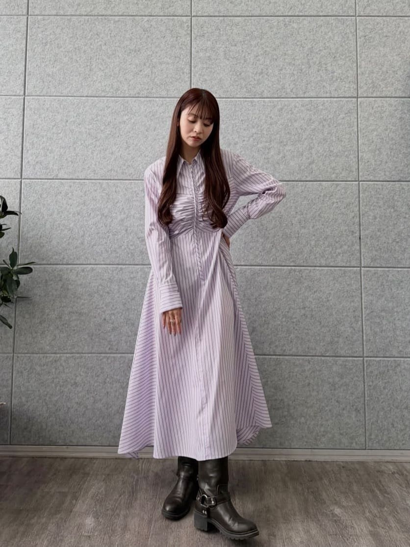 kanamiさんの「CODE A｜stripe shirt dress」を使ったコーディネート