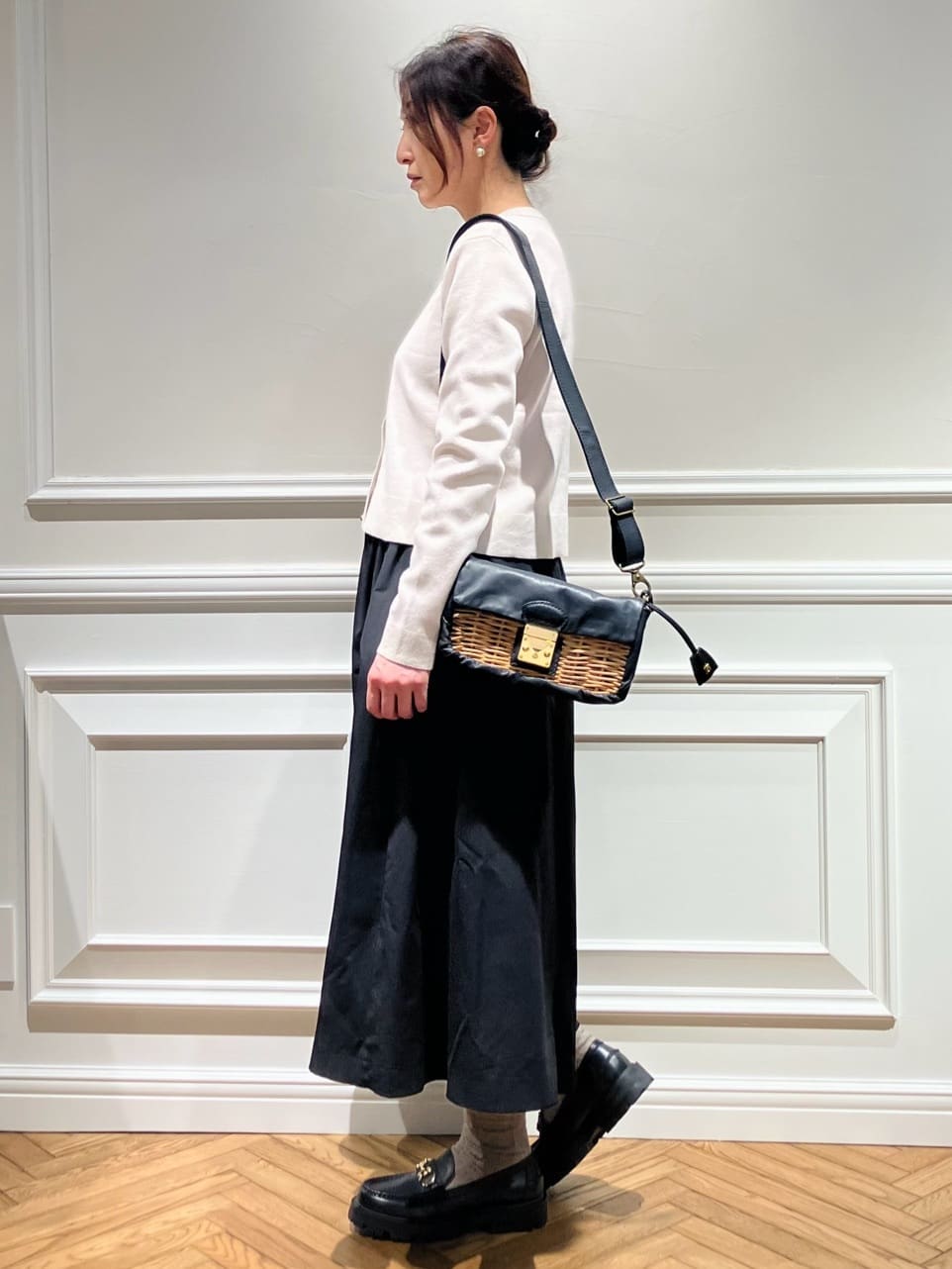 TSUKUIさんの「DRESSTERIOR｜◆ウォッシャブルコットンカシミヤカーディガン」を使ったコーディネート