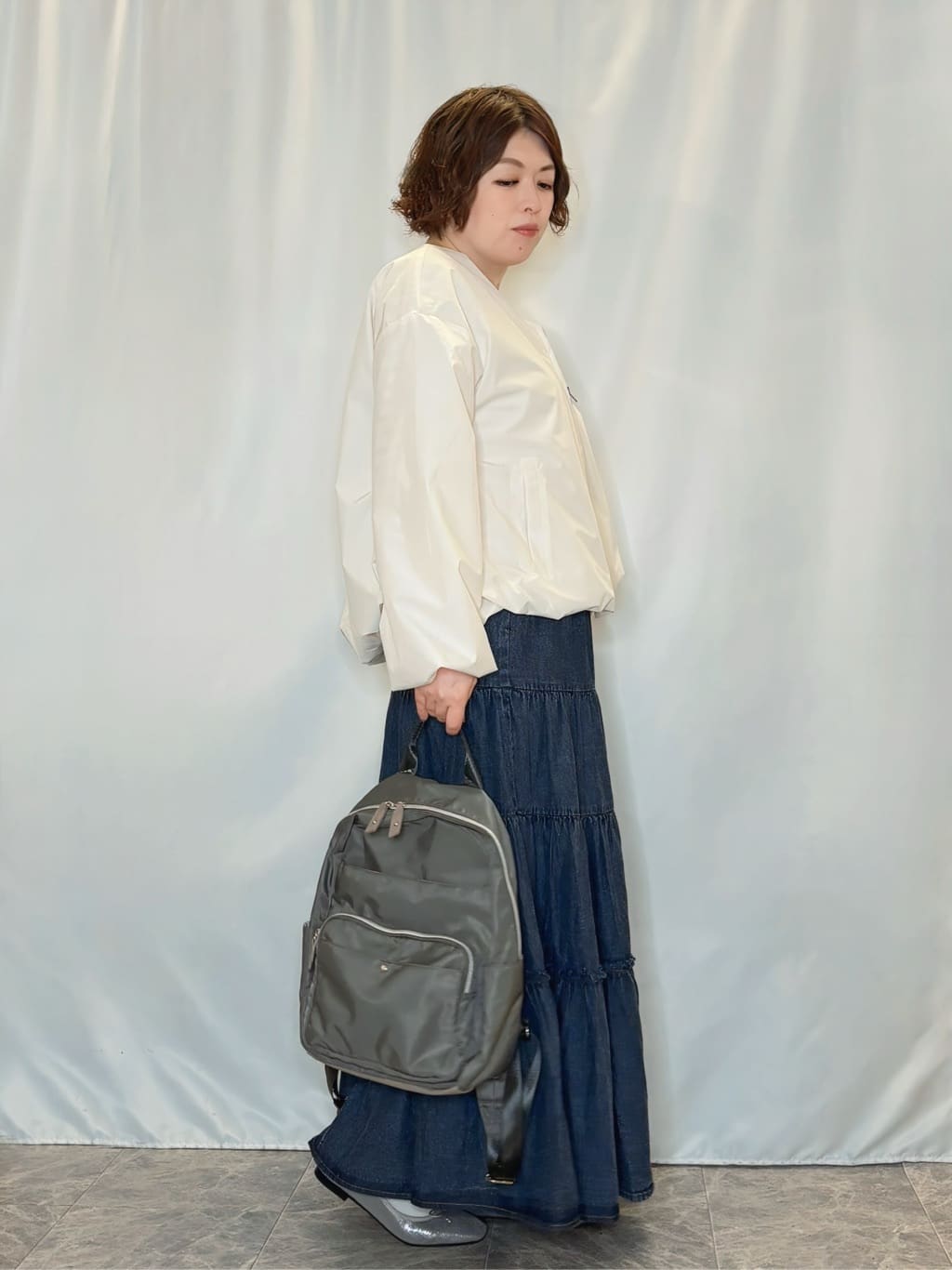 たみさんの「SHOO･LA･RUE｜【防風/撥水/S-LL】お顔回りすっきり見え　Vネックバルーンブルゾン」を使ったコーディネート