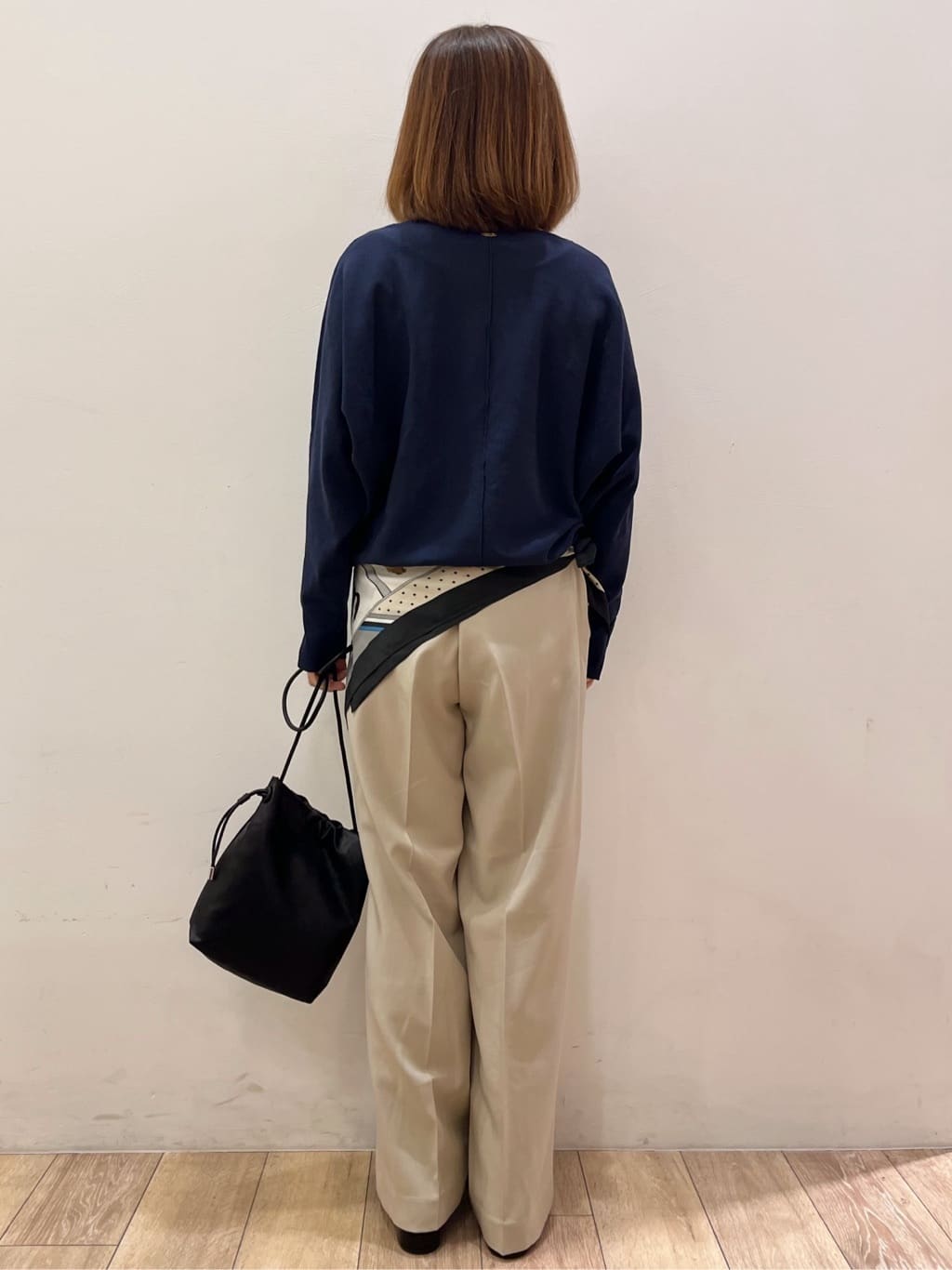 kcさんの「OPAQUE.CLIP｜リラクシードルマンスリーブニット【洗濯機OK／抗ピル】」を使ったコーディネート