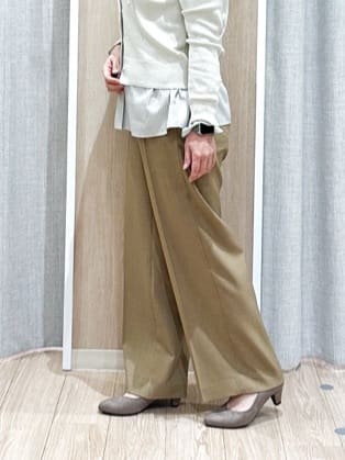 naoさんの「grove｜大人のための華やぎニットカーディガン」を使ったコーディネート