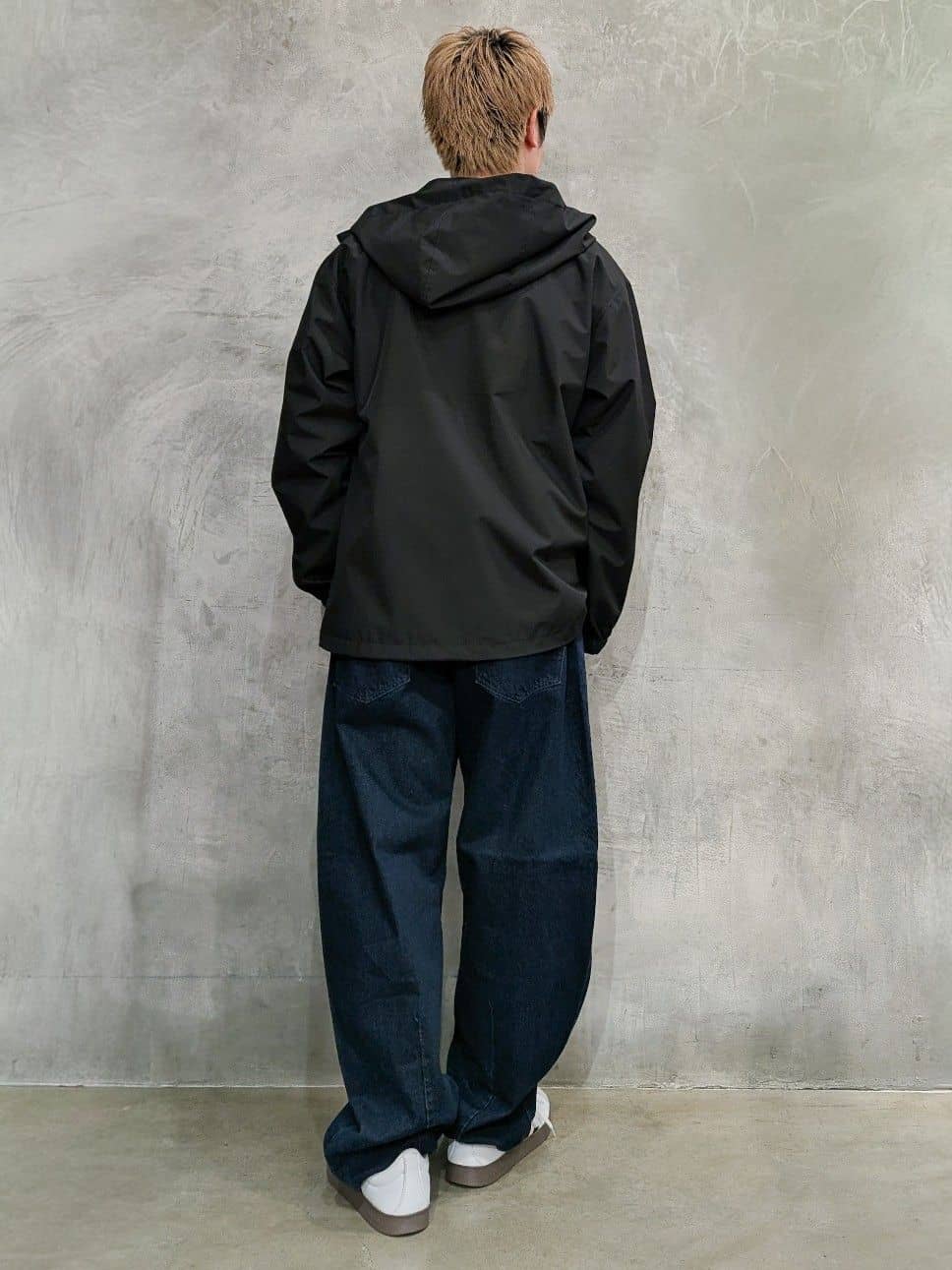 daiさんの「THE SHOP TK｜【季節の変わり目に最適】ナイロンマウンテンパーカ  防風/洗濯機OK」を使ったコーディネート