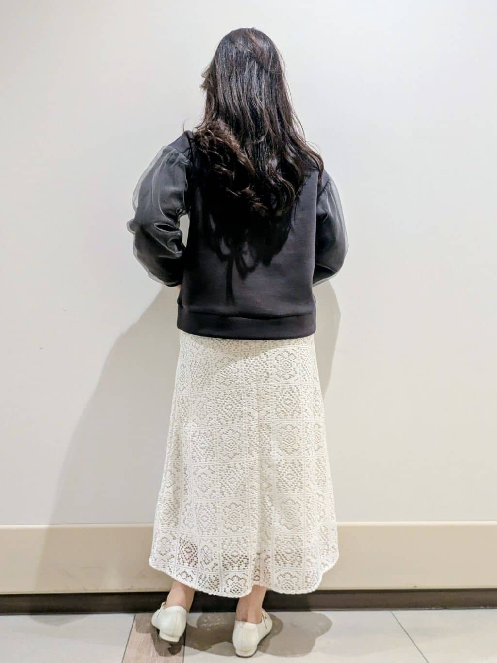imamiさんの「Reflect｜チュールレイヤードスリーブプルオーバー」を使ったコーディネート