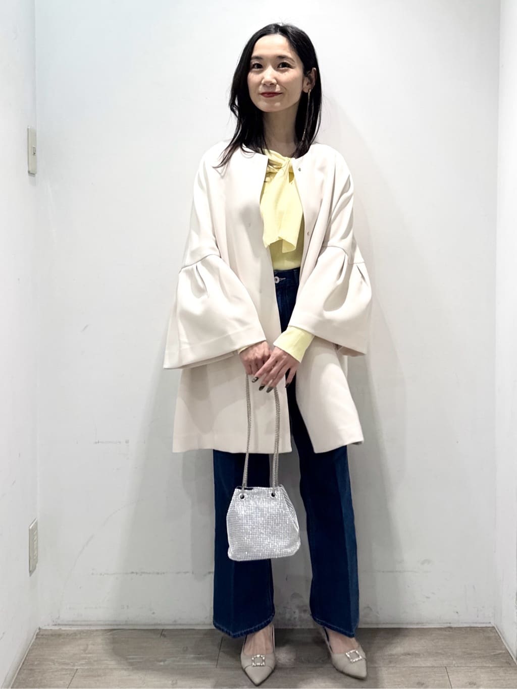 yuicciさんの「OPAQUE.CLIP｜フレアスリーブミドルコート【洗濯機OK】」を使ったコーディネート