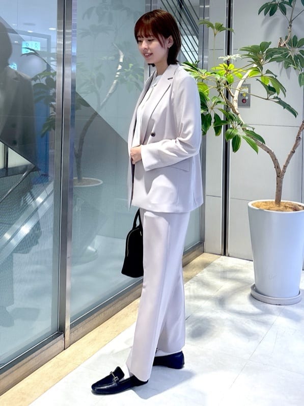 yukaさんの「UNTITLED｜◆【通勤/インナーブラウス】幾何柄ボウタイブラウス」を使ったコーディネート