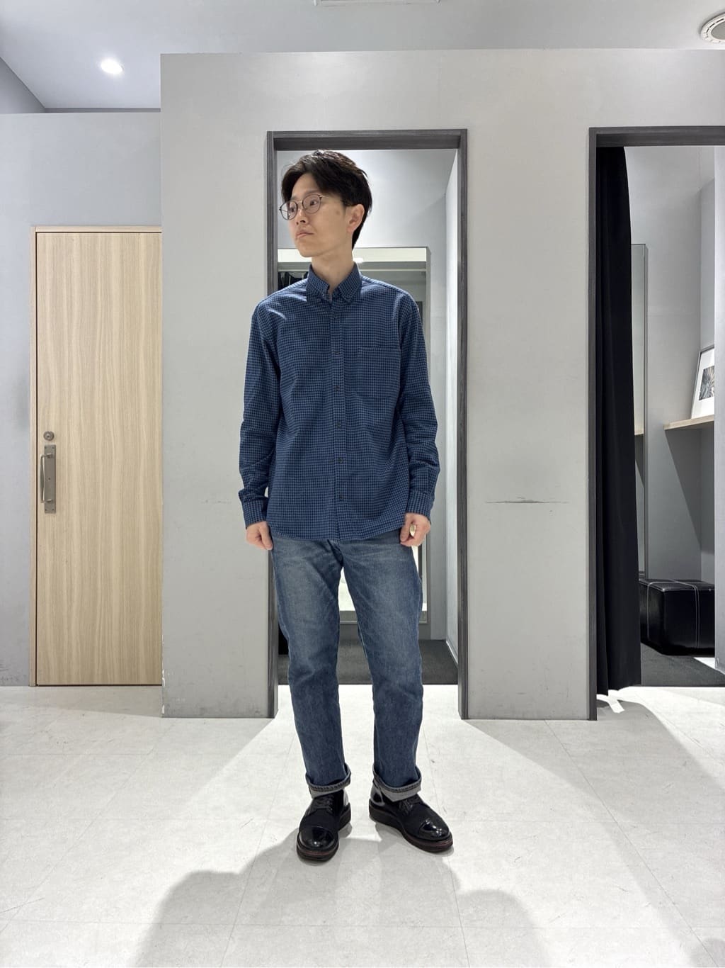 わいずみさんの「TAKEO KIKUCHI｜【360&deg;ストレッチ／軽量】None Of Stress ライト ジャケット（セットアップ対応）」を使ったコーディネート