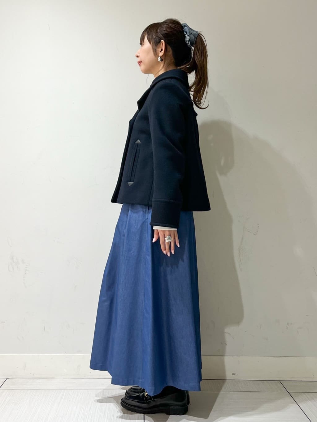 じゅんさんの「DRESSTERIOR｜【接触冷感/吸水速乾】クールタッチ デニムライク タックスカート」を使ったコーディネート