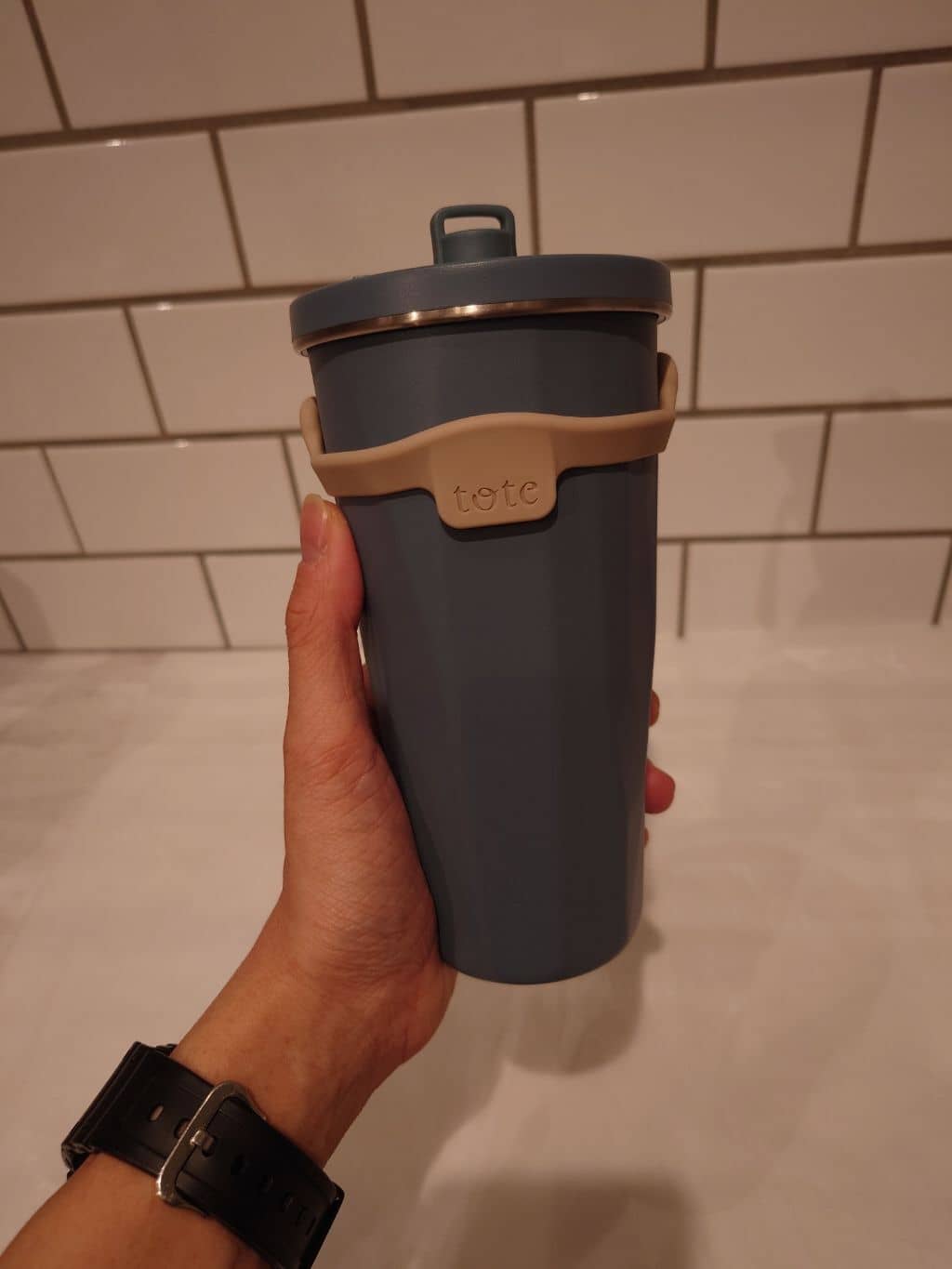 yuu07さんの「212 KITCHEN STORE｜ストロー付2wayタンブラー470ml ネイビー」を使ったコーディネート
