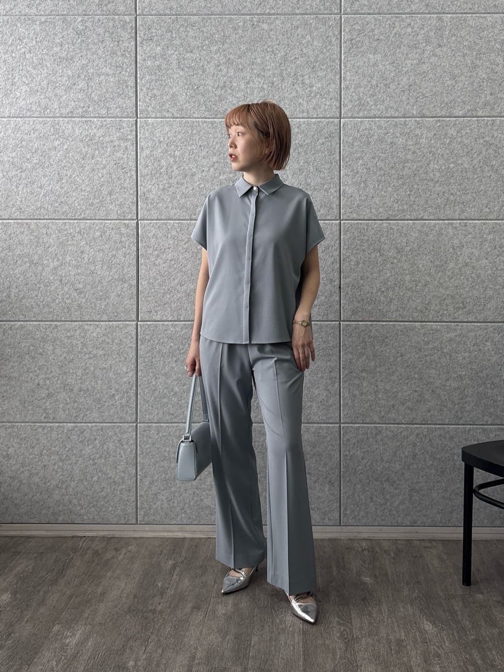 mikuさんの「INDIVI｜Comfy SET UP｜フレアスリーブブラウス【セットアップ対応／通勤／カセット服／接触冷感／UV」を使ったコーディネート
