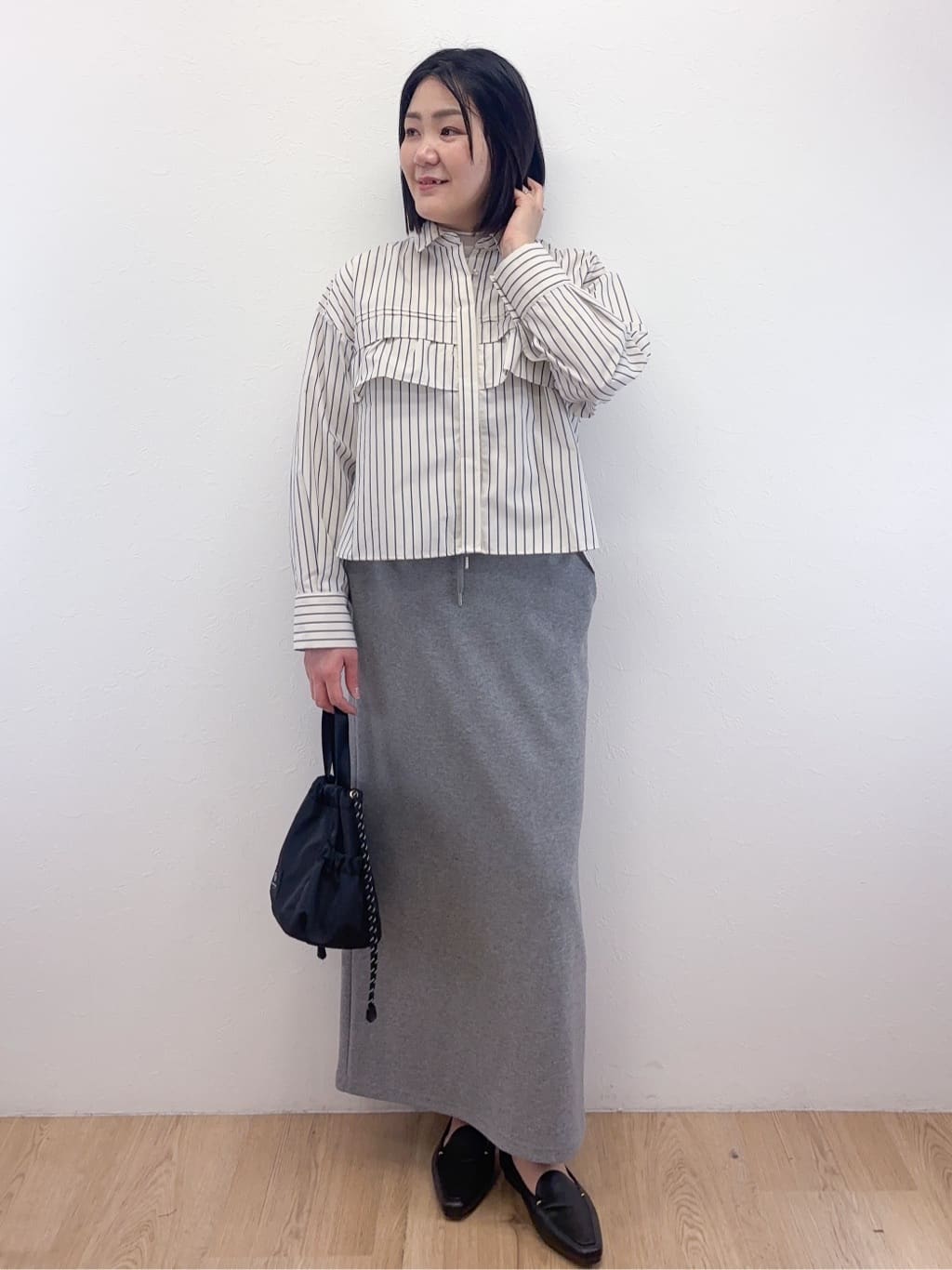Takeさんの「OPAQUE.CLIP｜タックフリルシャツ【洗濯機OK】」を使ったコーディネート