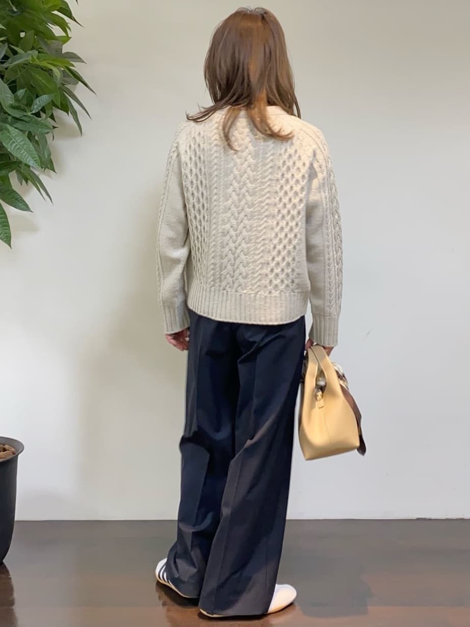 tomoさんの「UNTITLED｜【洗える】スポンディッシュ ケーブル柄ニット」を使ったコーディネート