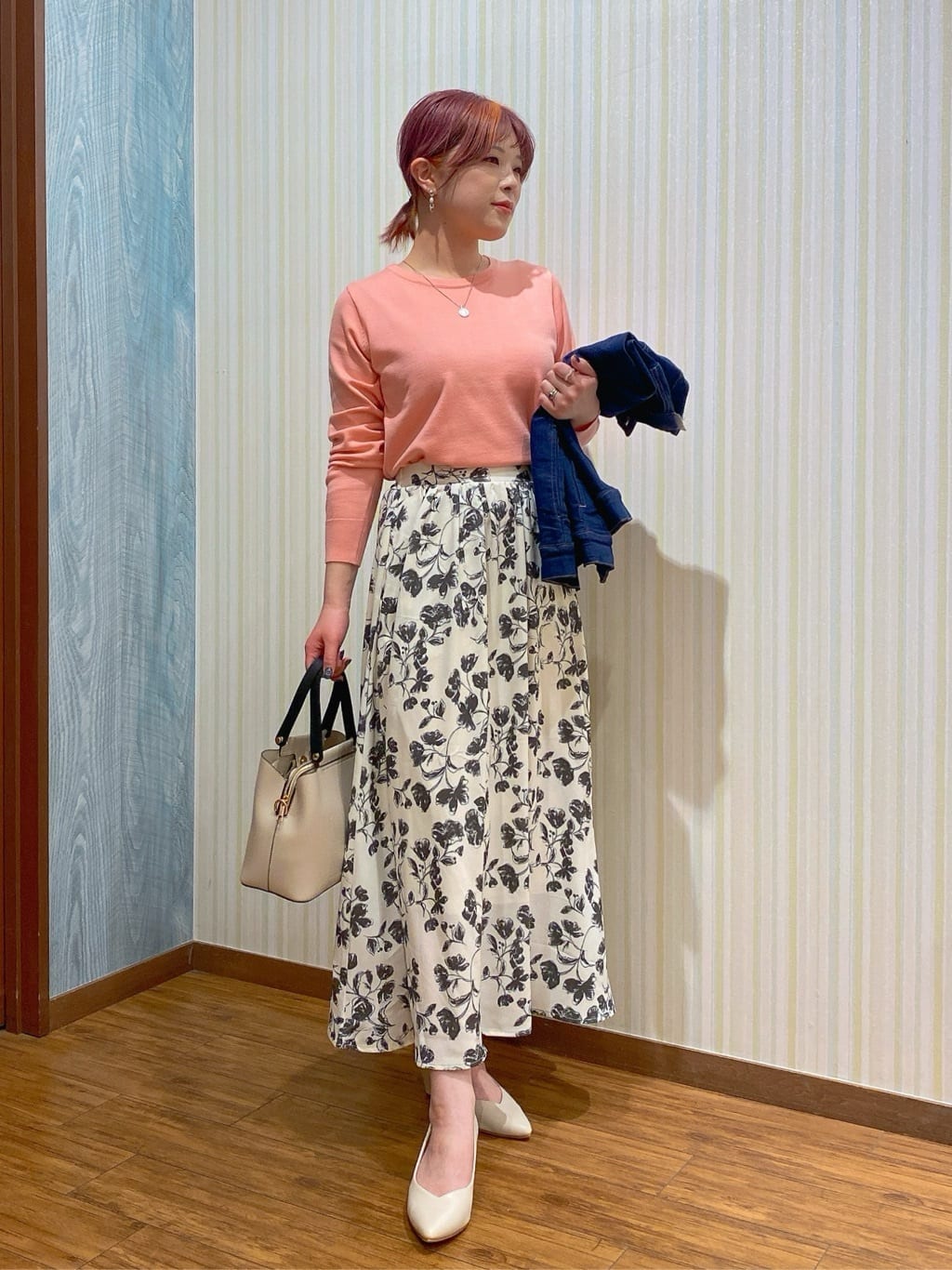 ayaさんの「SHOO･LA･RUE｜【SHOO・LA・RUE DENIM/S-LL/高レビュー】大人のための ノーカラーデニムジャケット」を使ったコーディネート