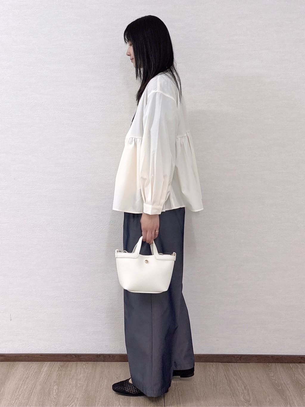 sachikoさんの「OPAQUE.CLIP｜撥水ノーカラーペプラムブルゾン【洗濯機OK／抗ピル】」を使ったコーディネート