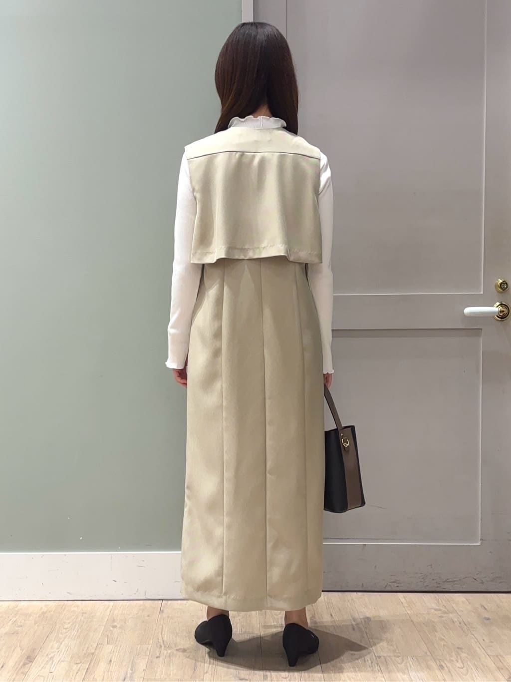 しばみさんの「grove｜シルクライクリブタートルネック」を使ったコーディネート