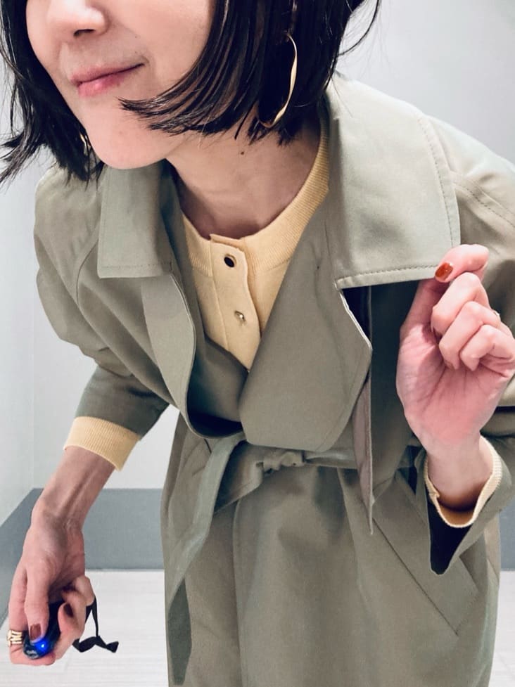 Furuさんの「DRESSTERIOR｜【ウォッシャブル/美シルエット】ライトトレンチコート」を使ったコーディネート
