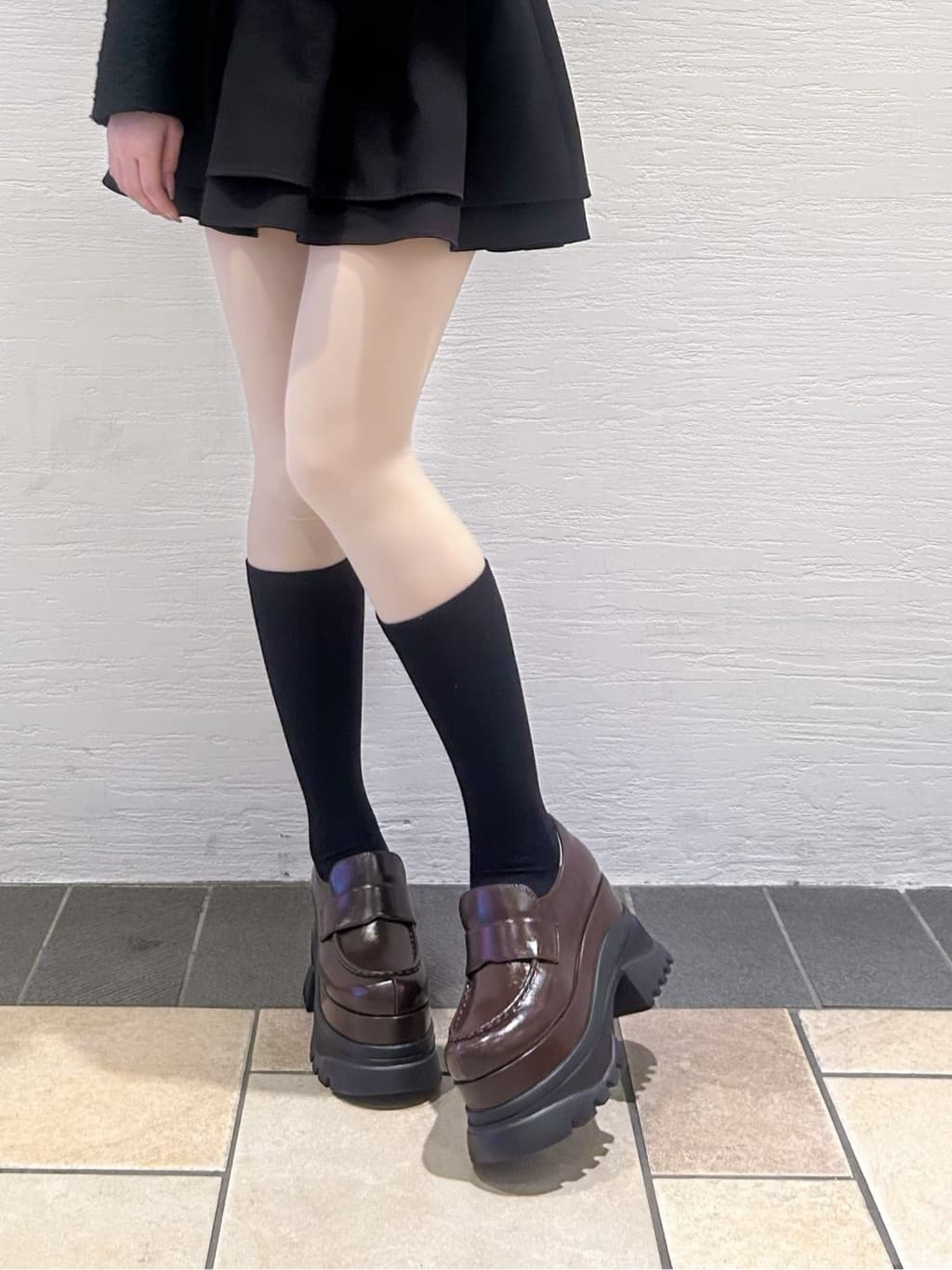 ゆうりさんの「ESPERANZA｜プラットフォームローファー」を使ったコーディネート