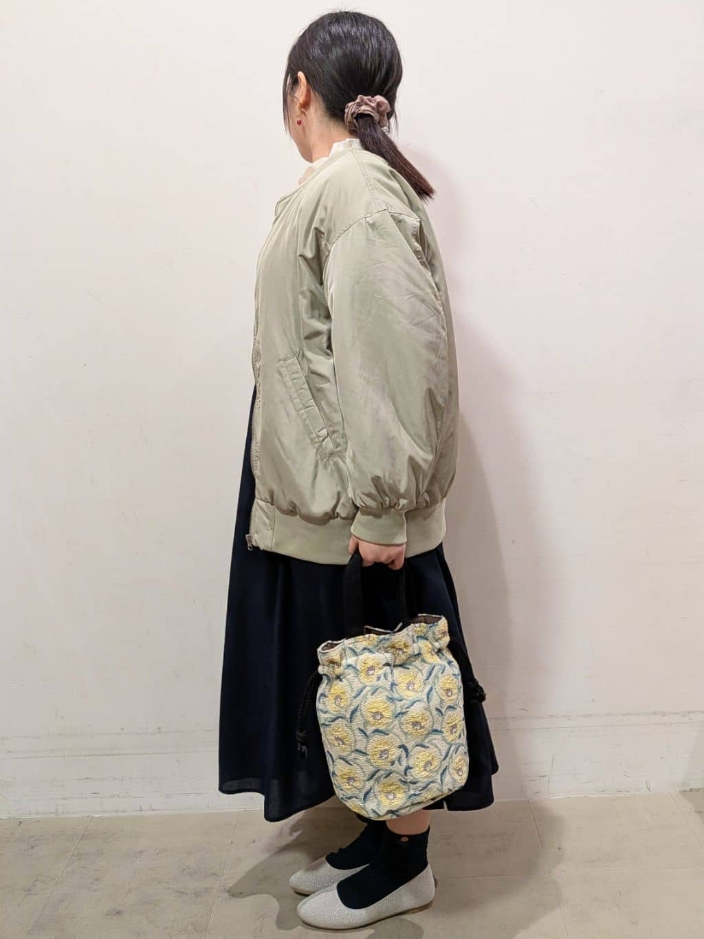 たぼく。さんの「SHOO･LA･RUE｜【S-LL】大人も取り入れやすい BIGシルエット MA－1ブルゾン」を使ったコーディネート