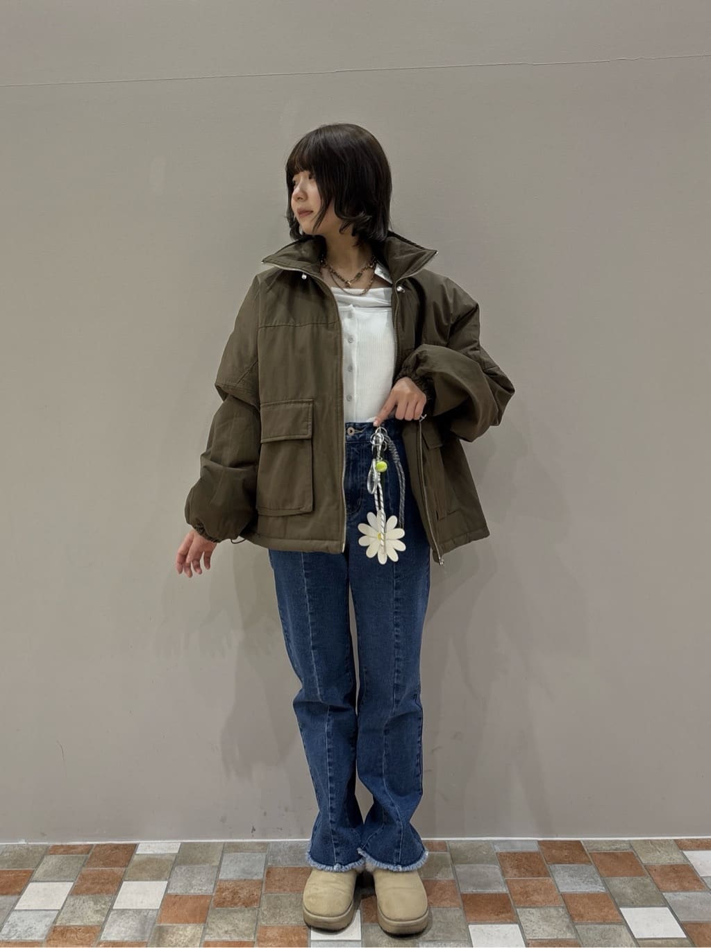 みゆさんの「INDIVI｜ビスチェレイヤードニット」を使ったコーディネート