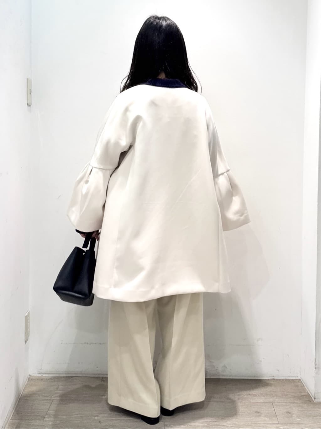 yuicciさんの「OPAQUE.CLIP｜フレアスリーブミドルコート【洗濯機OK】」を使ったコーディネート