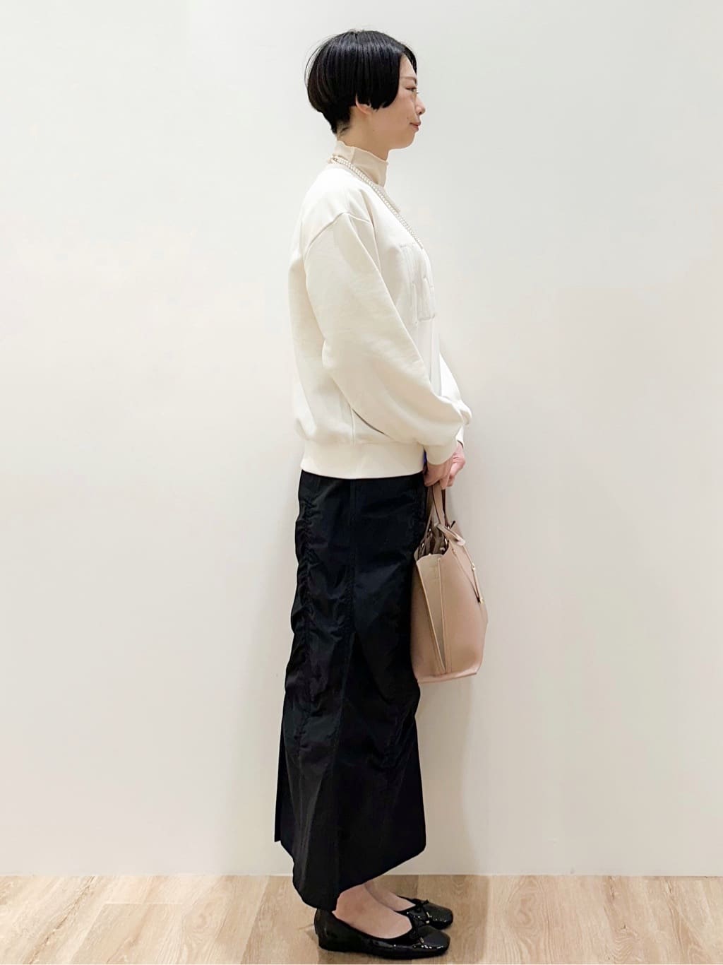 yurieさんの「OPAQUE.CLIP｜ロゴ刺繍裏毛トップス【洗濯機OK】」を使ったコーディネート