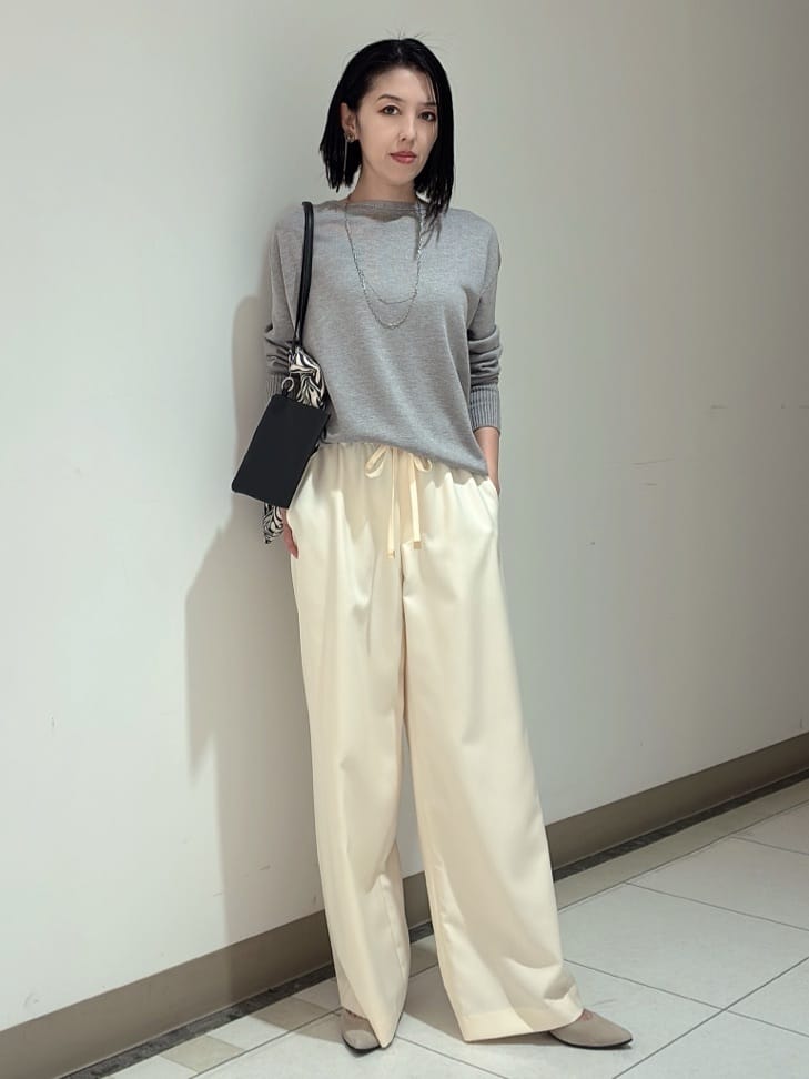 環さんの「UNTITLED｜【洗える/ワイド/ウエストゴム】ストレッチドロストパンツ」を使ったコーディネート