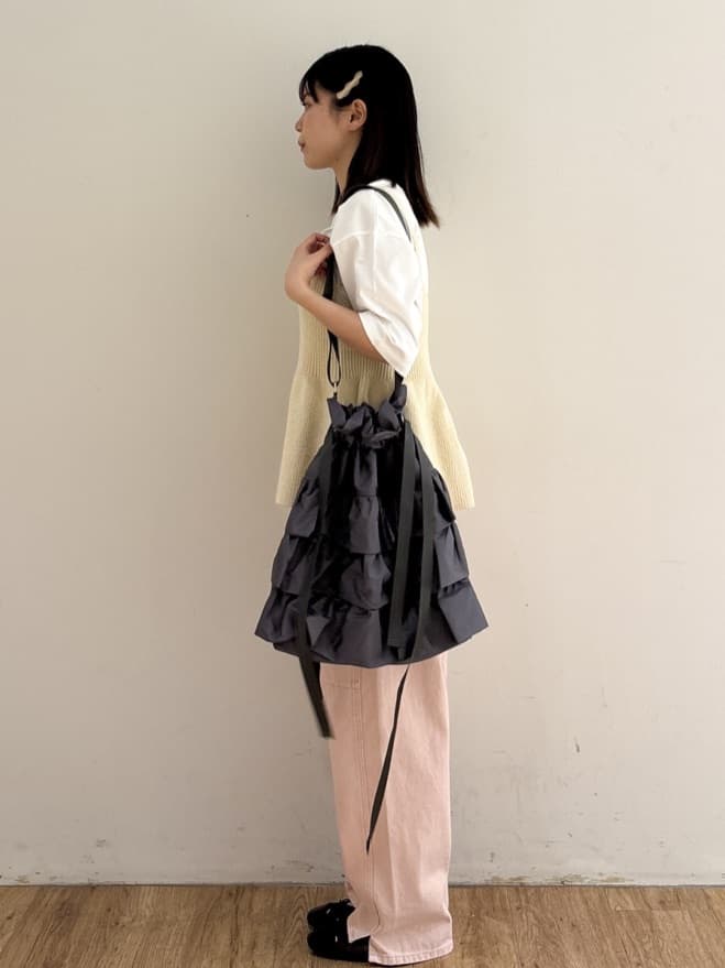 mireiさんの「OPAQUE.CLIP｜リラクシーロゴプリントTシャツ【洗濯機OK】」を使ったコーディネート