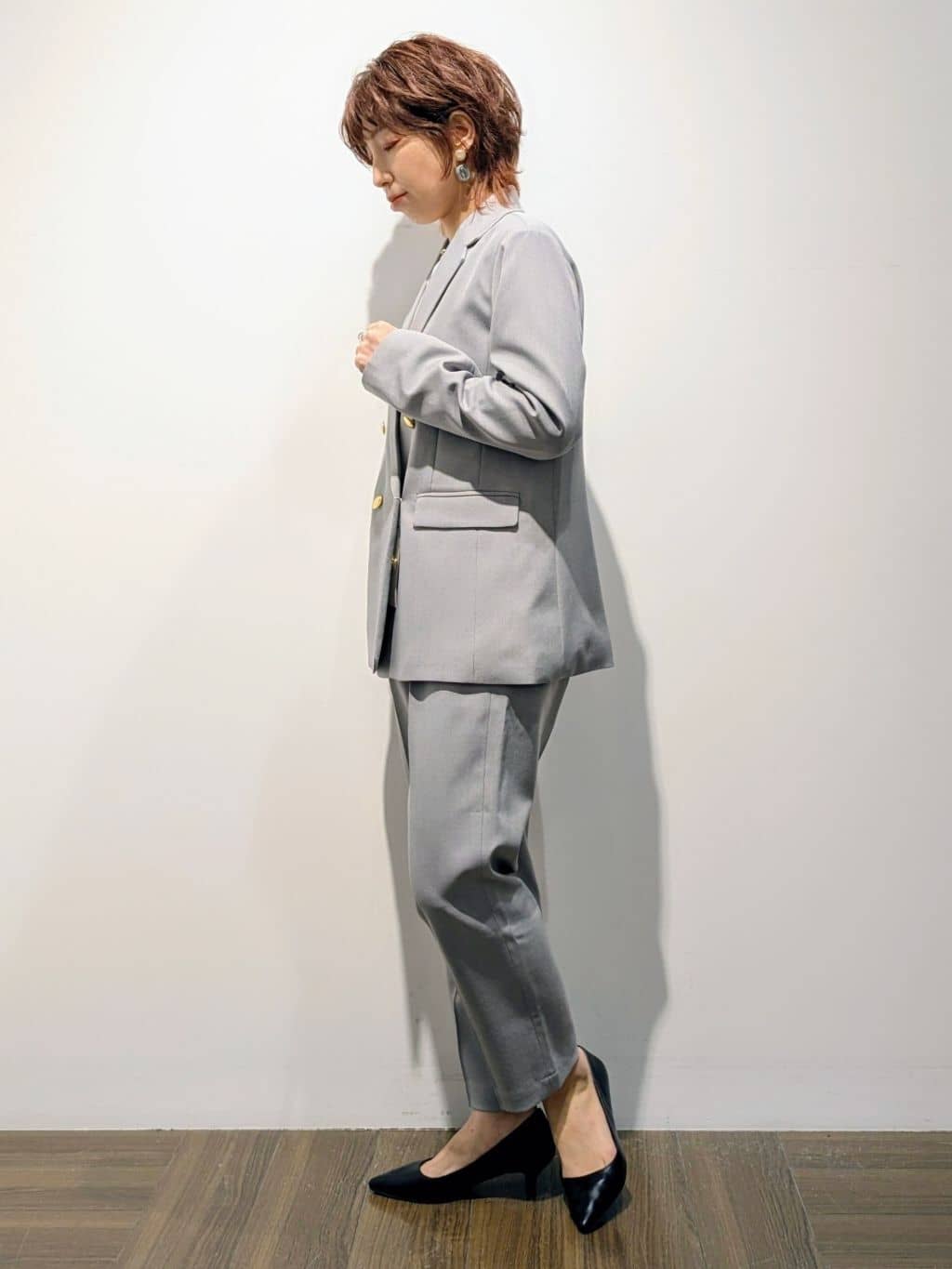 4410さんの「THE SHOP TK｜【通勤にもデイリーにも】CAVIAN 金ボタンダブルブレストジャケット」を使ったコーディネート