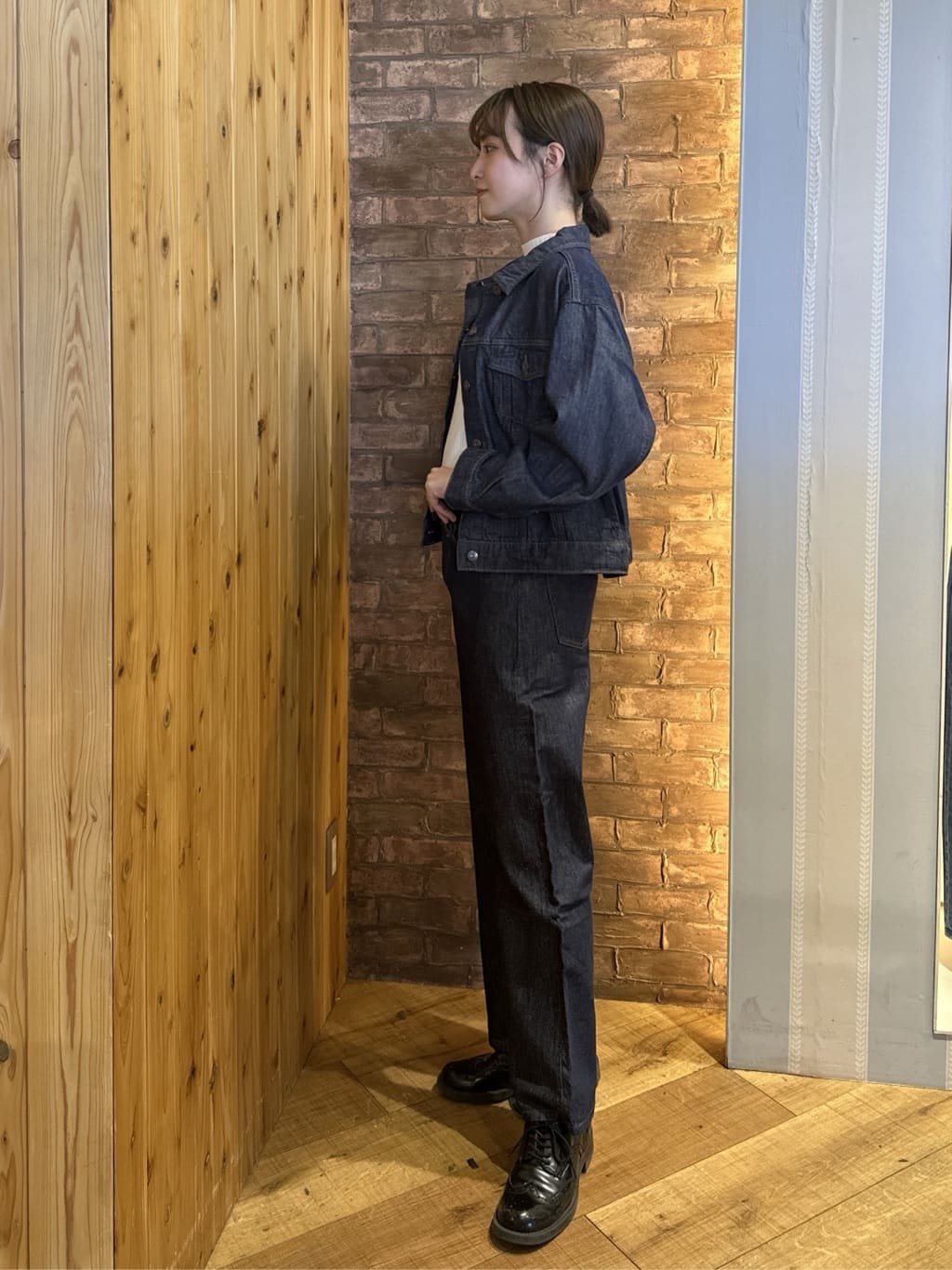 chiiさんの「SHOO･LA･RUE｜【SHOO・LA・RUE DENIM】羽織るだけでこなれる　オーバーサイズデニムジャケット」を使ったコーディネート