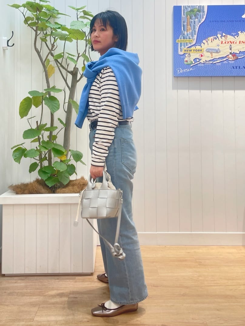 mikaさんの「Dessin｜【洗える】シャツテールロングTシャツ」を使ったコーディネート