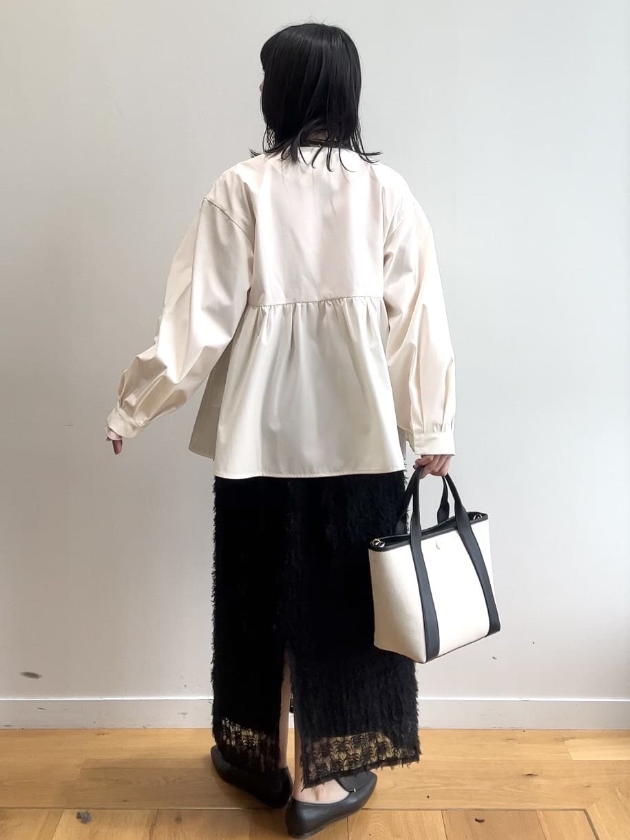 RINAさんの「OPAQUE.CLIP｜撥水ノーカラーペプラムブルゾン【洗濯機OK／抗ピル】」を使ったコーディネート