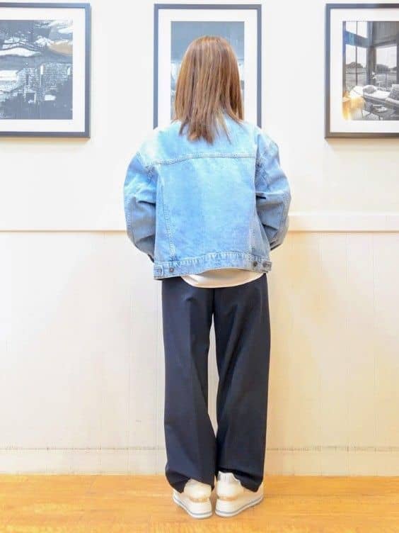 nao.さんの「SHOO･LA･RUE｜【SHOO・LA・RUE DENIM】羽織るだけでこなれる　オーバーサイズデニムジャケット」を使ったコーディネート