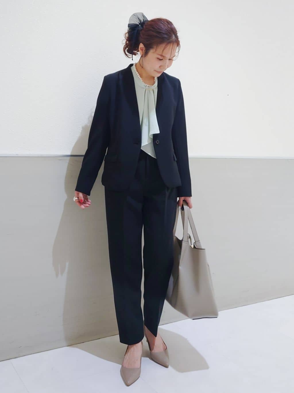 maruさんの「THE SHOP TK｜【通勤スタイルに】ダブルクロス ノーカラージャケット/セットアップ可」を使ったコーディネート