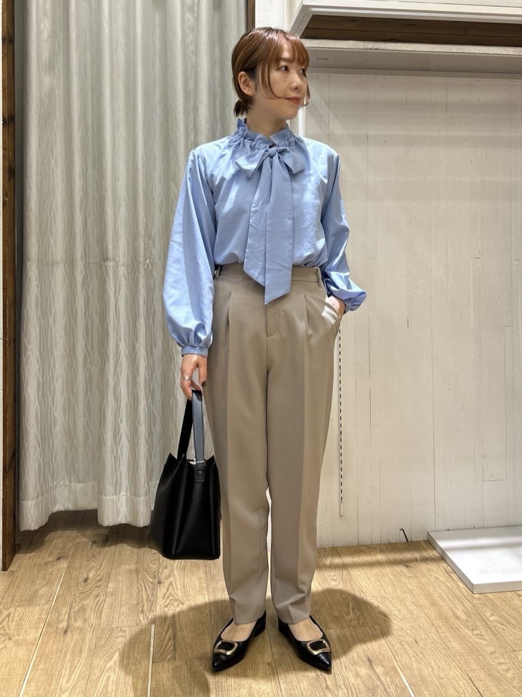 ga_riさんの「THE SHOP TK｜【フォーマルにもカジュアルにも】ツイードジレ」を使ったコーディネート