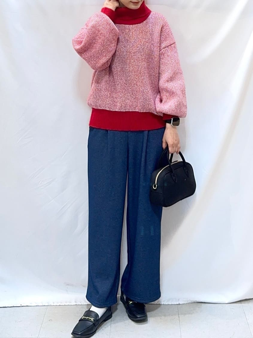 𝐇𝐢𝐫𝐨𝐦𝐢さんの「SHOO･LA･RUE｜【S-LL/高レビュー】さりげないラメ感 配色ジャカード タートルネックニット」を使ったコーディネート
