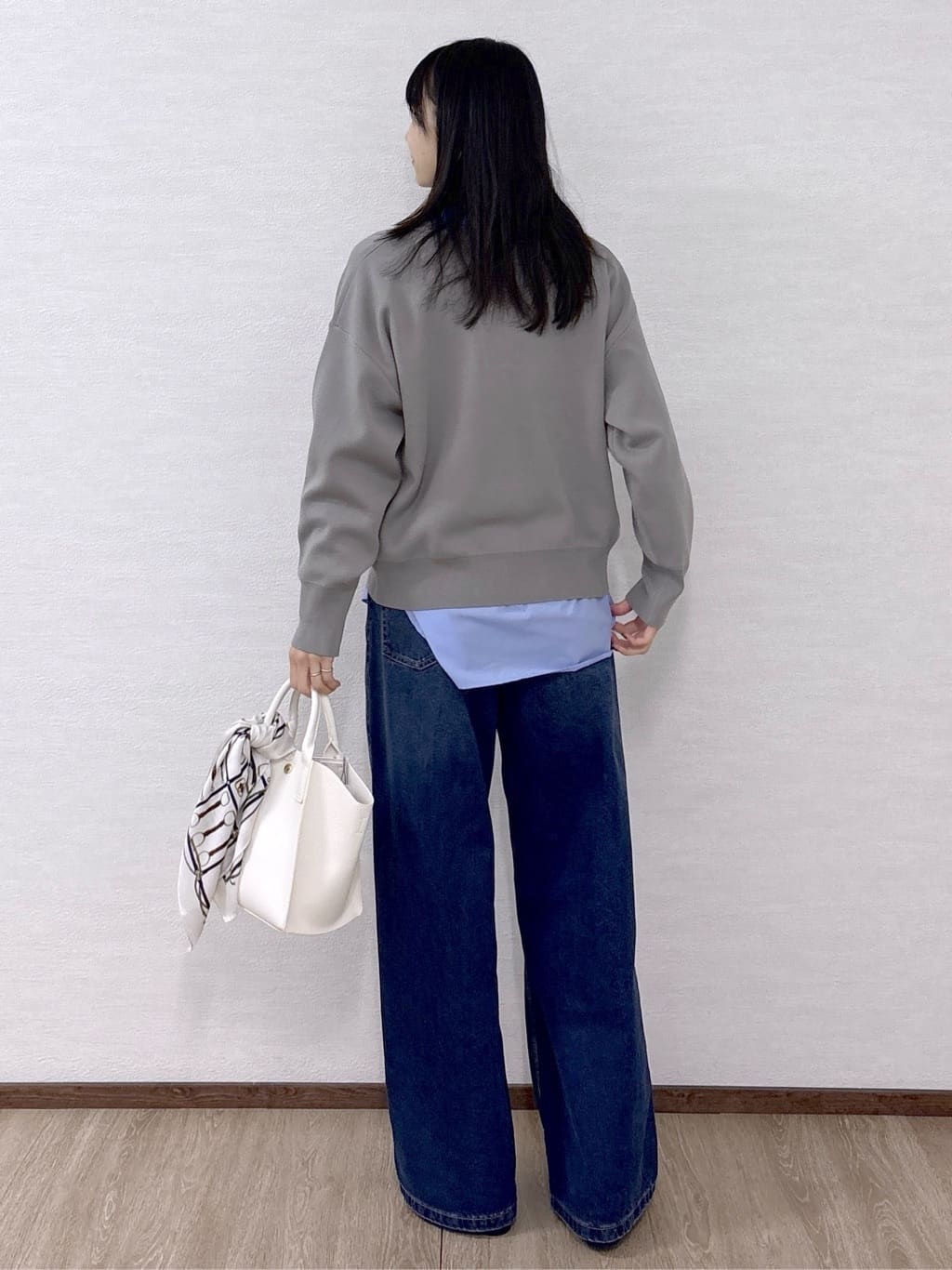 sachikoさんの「OPAQUE.CLIP｜キーネックデザインニット【洗濯機OK】」を使ったコーディネート