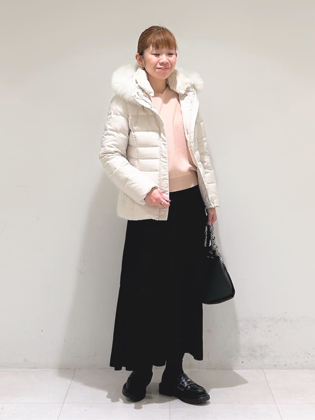 tsuyuさんの「INDIVI｜【名品／撥水／抗菌防臭】ショート丈リサイクルダウンコート」を使ったコーディネート