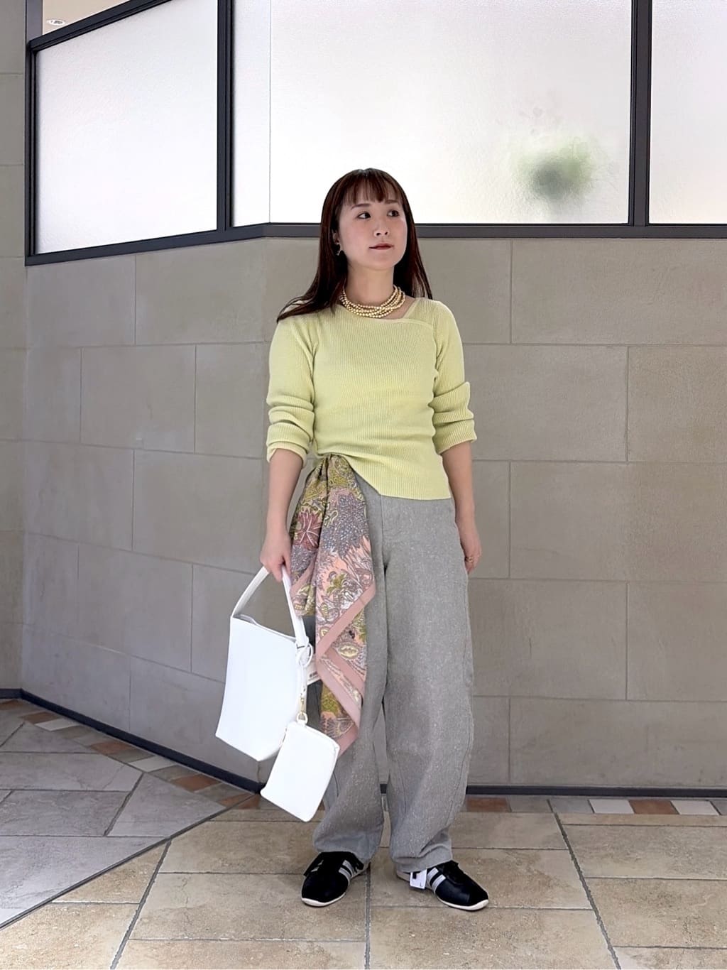 よねさんの「INDIVI｜ボックスデニムジャケット」を使ったコーディネート