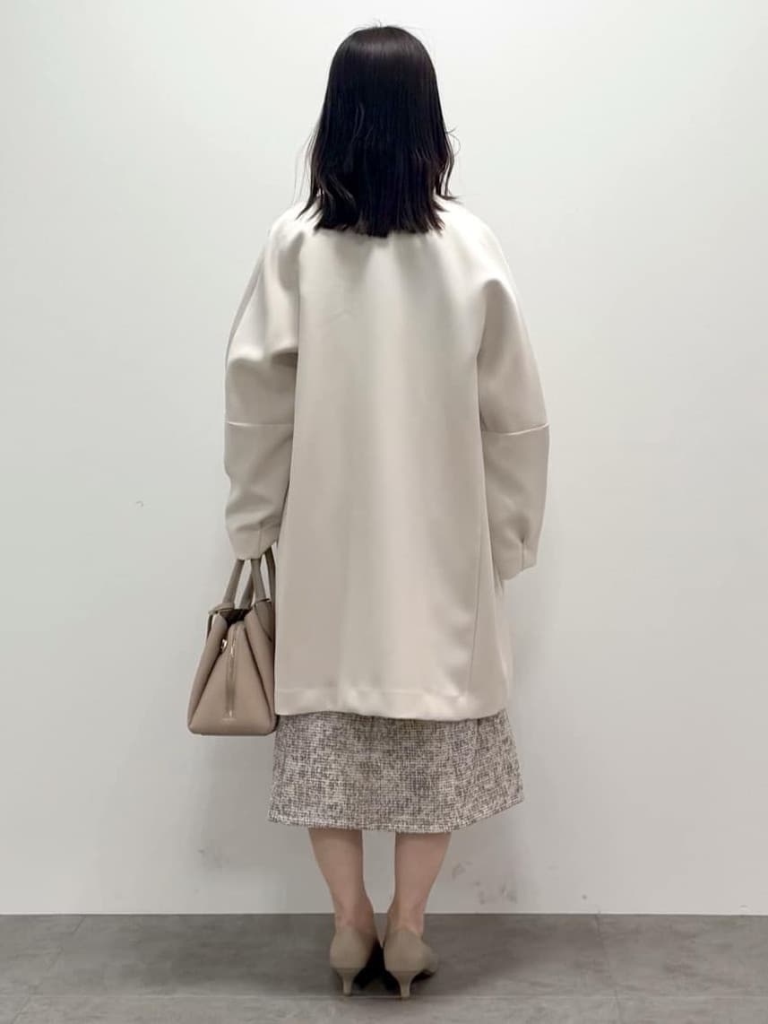 kozuさんの「index｜フォルムスリーブミドルコート【洗濯機OK】」を使ったコーディネート