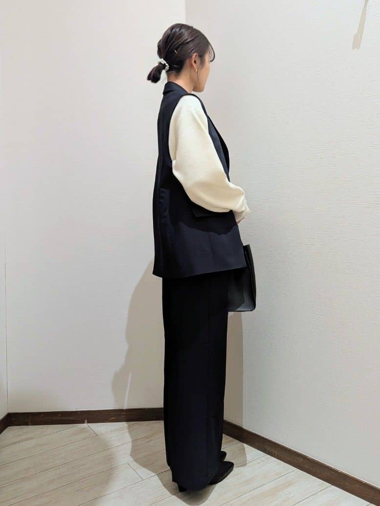 asa.さんの「SHOO･LA･RUE｜【セットアップ可/S-LL/洗濯機可】サッと羽織ってこなれ見え ダブルブレストジレ」を使ったコーディネート