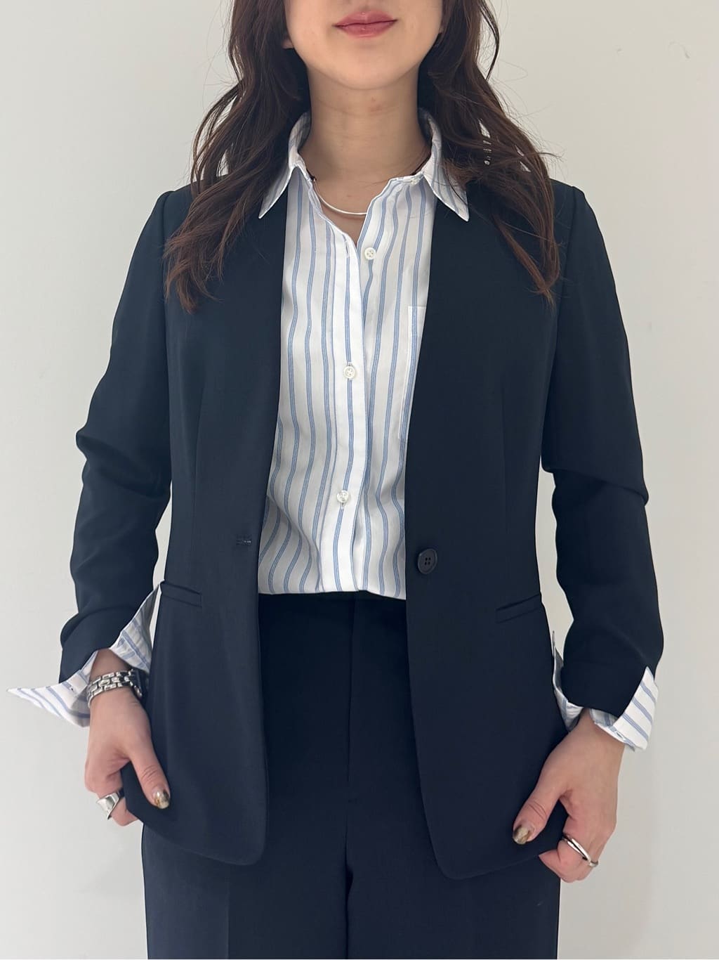そんさんの「INDIVI｜【定番スーツ／UVケア／洗える】ウール調ノーカラージャケット」を使ったコーディネート