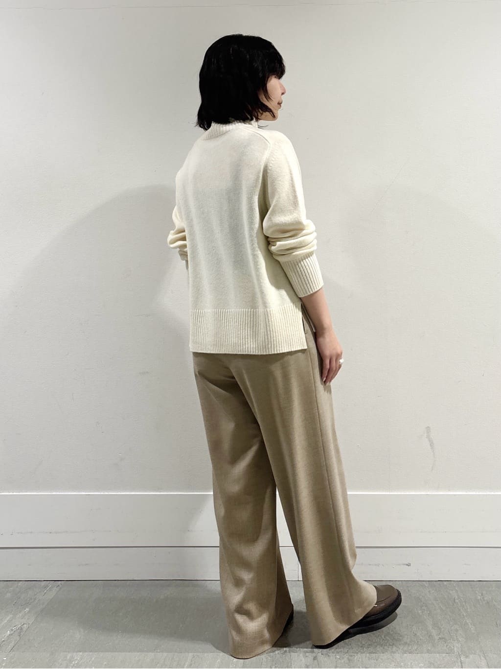 モエカさんの「UNTITLED｜【8色展開/洗える】ウールカシミヤ ハイネックニット」を使ったコーディネート