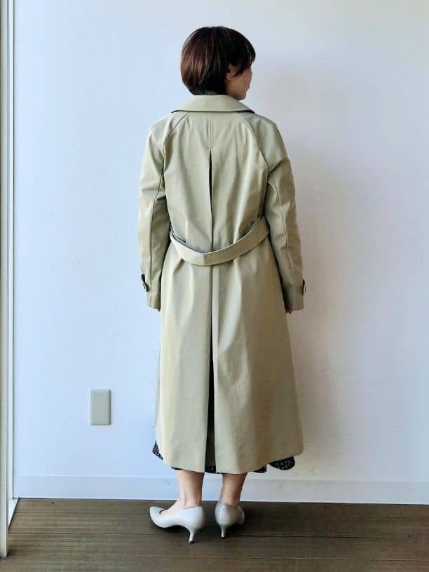 やじまさんの「UNTITLED｜◆【はっ水/洗える】タスランステンカラーコート」を使ったコーディネート