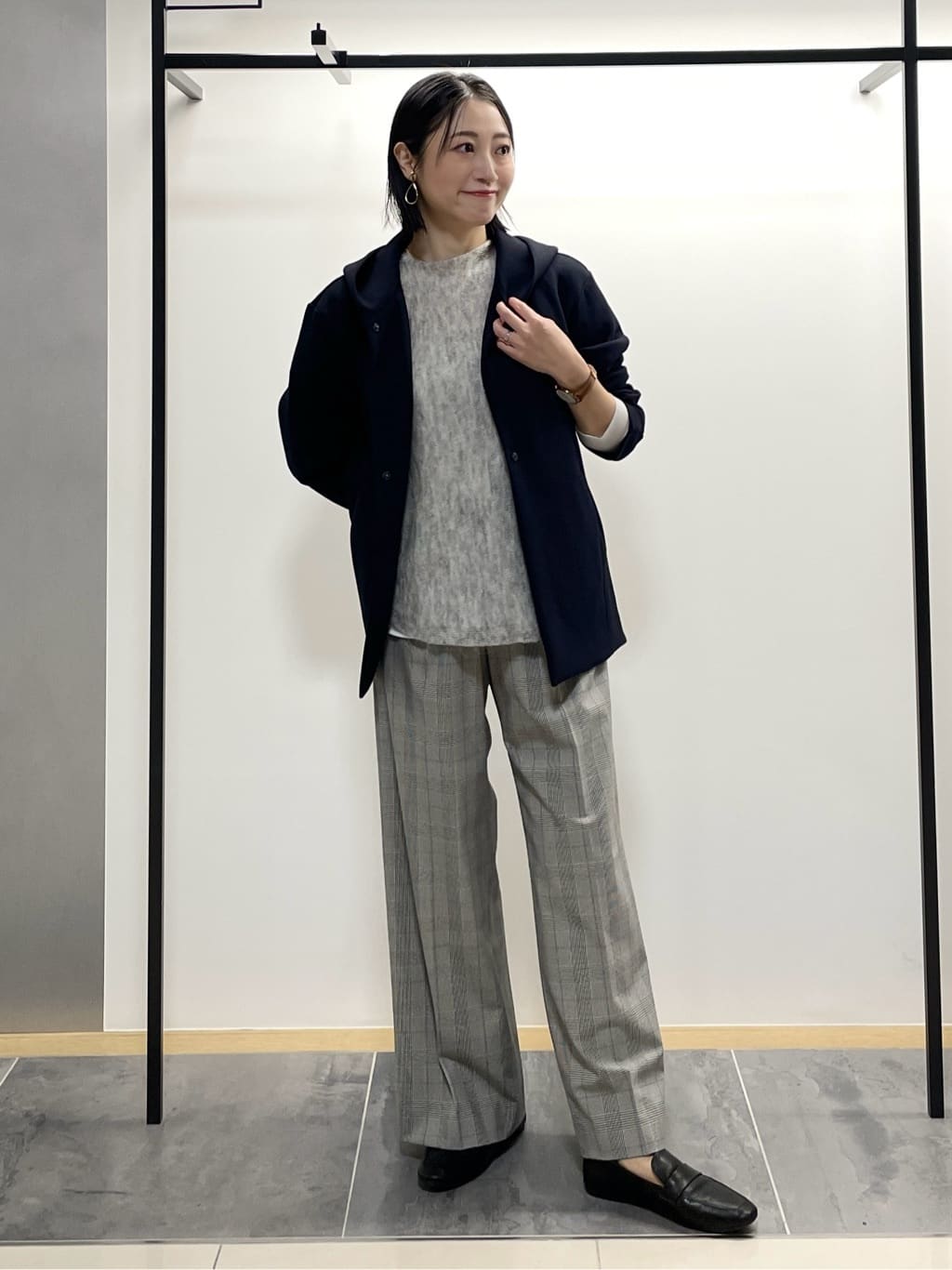 shihoさんの「INDIVI｜【軽羽織り】フーディーライトコート」を使ったコーディネート