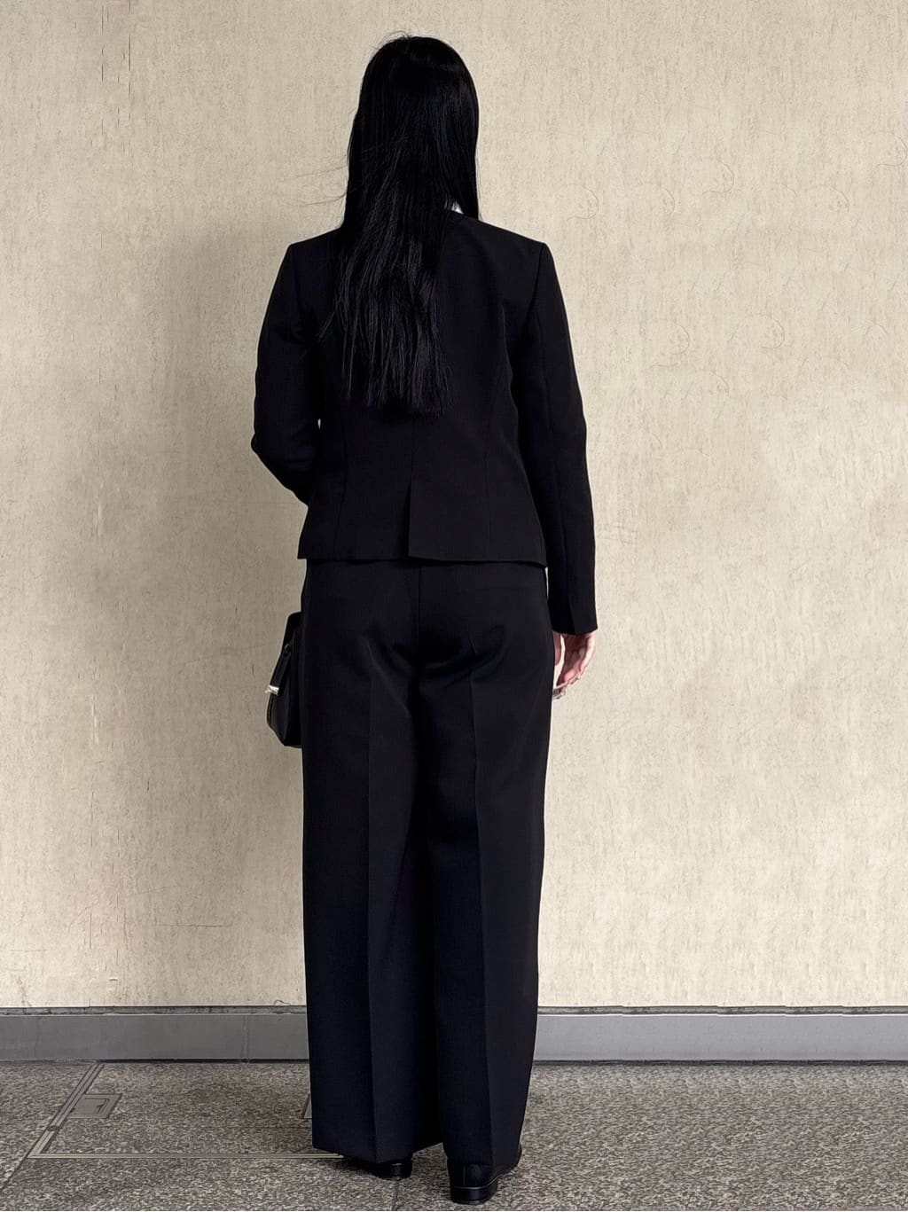 ささんの「OPAQUE.CLIP｜《通勤／セットアップ対応》 パイピングVネックジャケット【洗濯機OK】」を使ったコーディネート